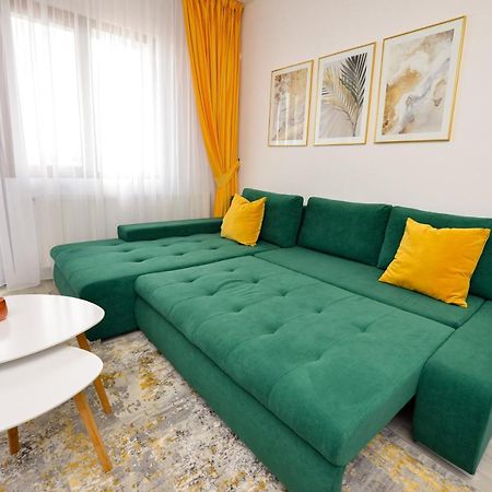 Sofia Cozy Apartment - Underground Private Parking Bukarest Exterior foto
