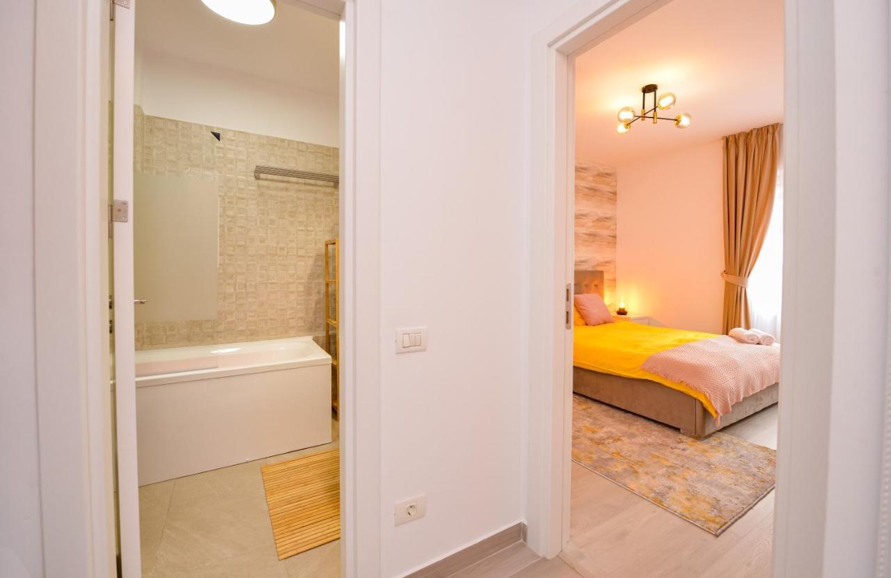 Sofia Cozy Apartment - Underground Private Parking Bukarest Exterior foto